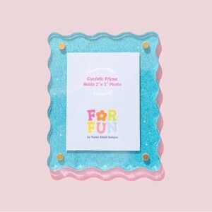 Taylor Elliott Designs Blue Glitter Acrylic Magnetic Frame